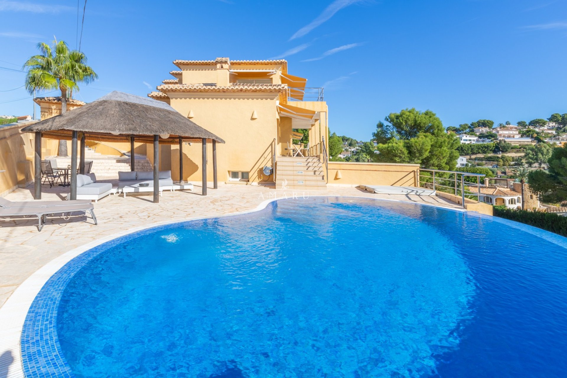 Resale - Villa -
Benissa