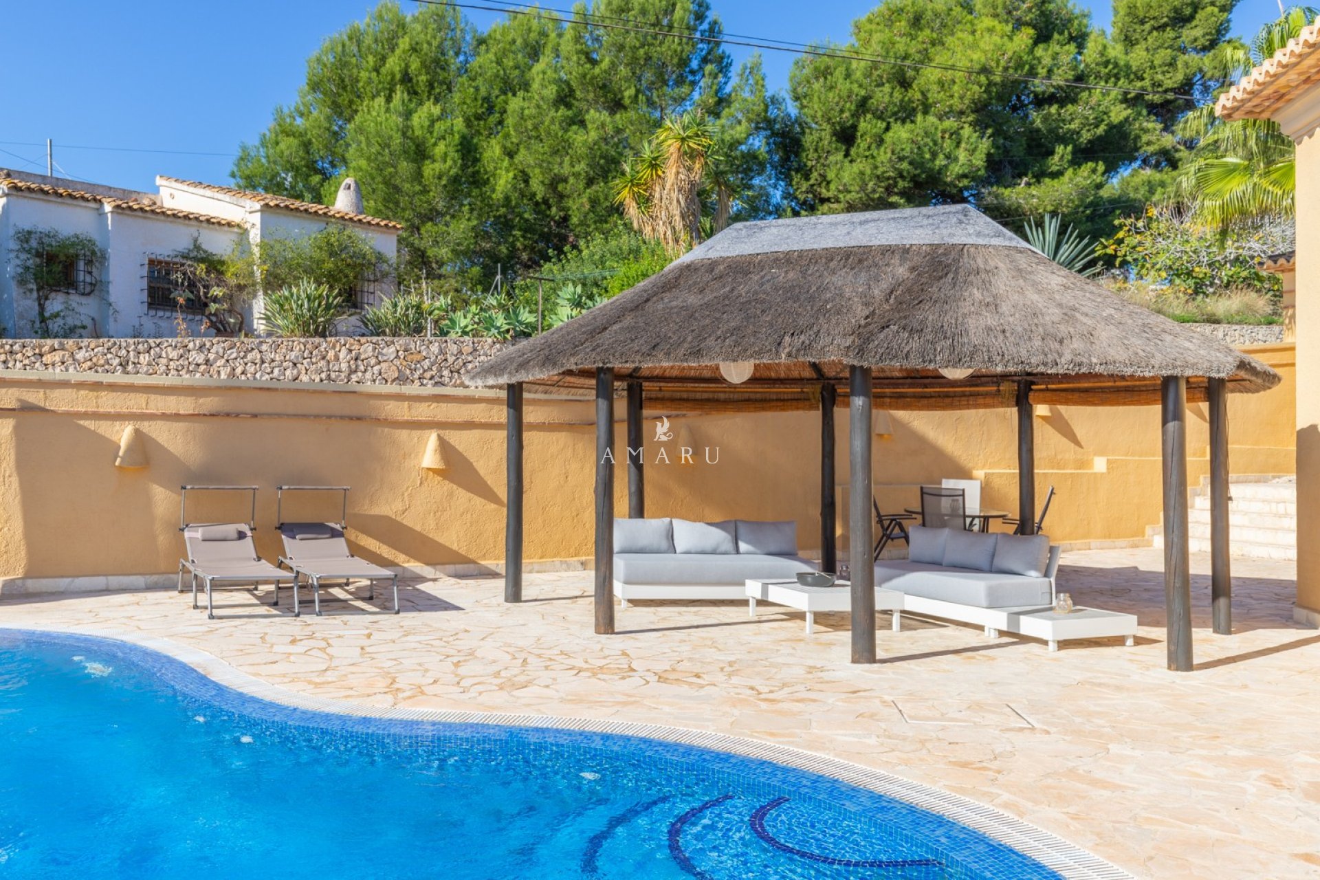 Resale - Villa -
Benissa