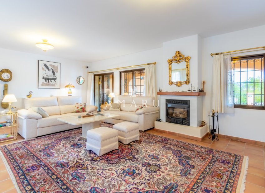 Resale - Villa -
Benissa