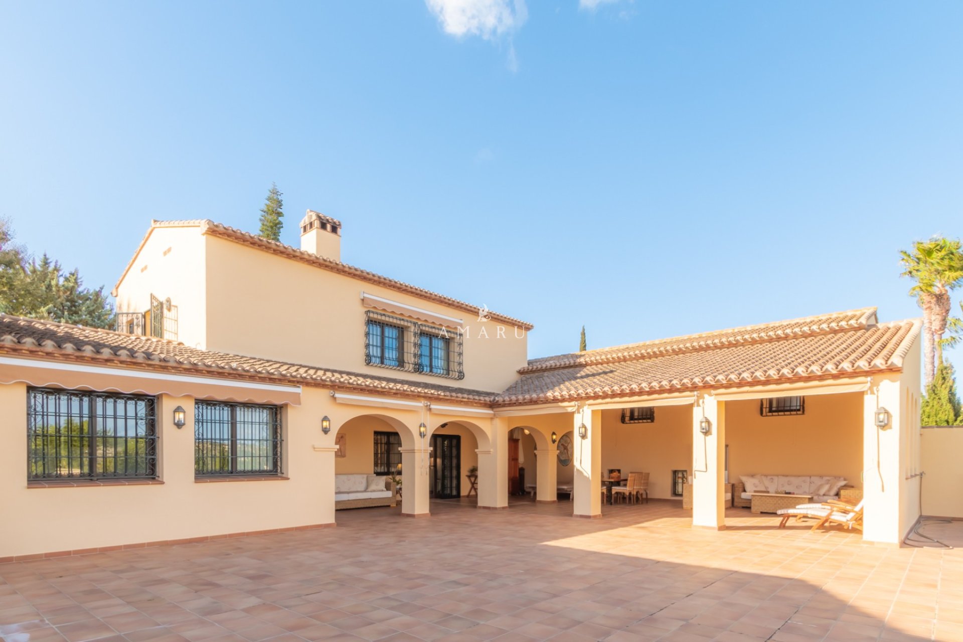 Resale - Villa -
Benissa