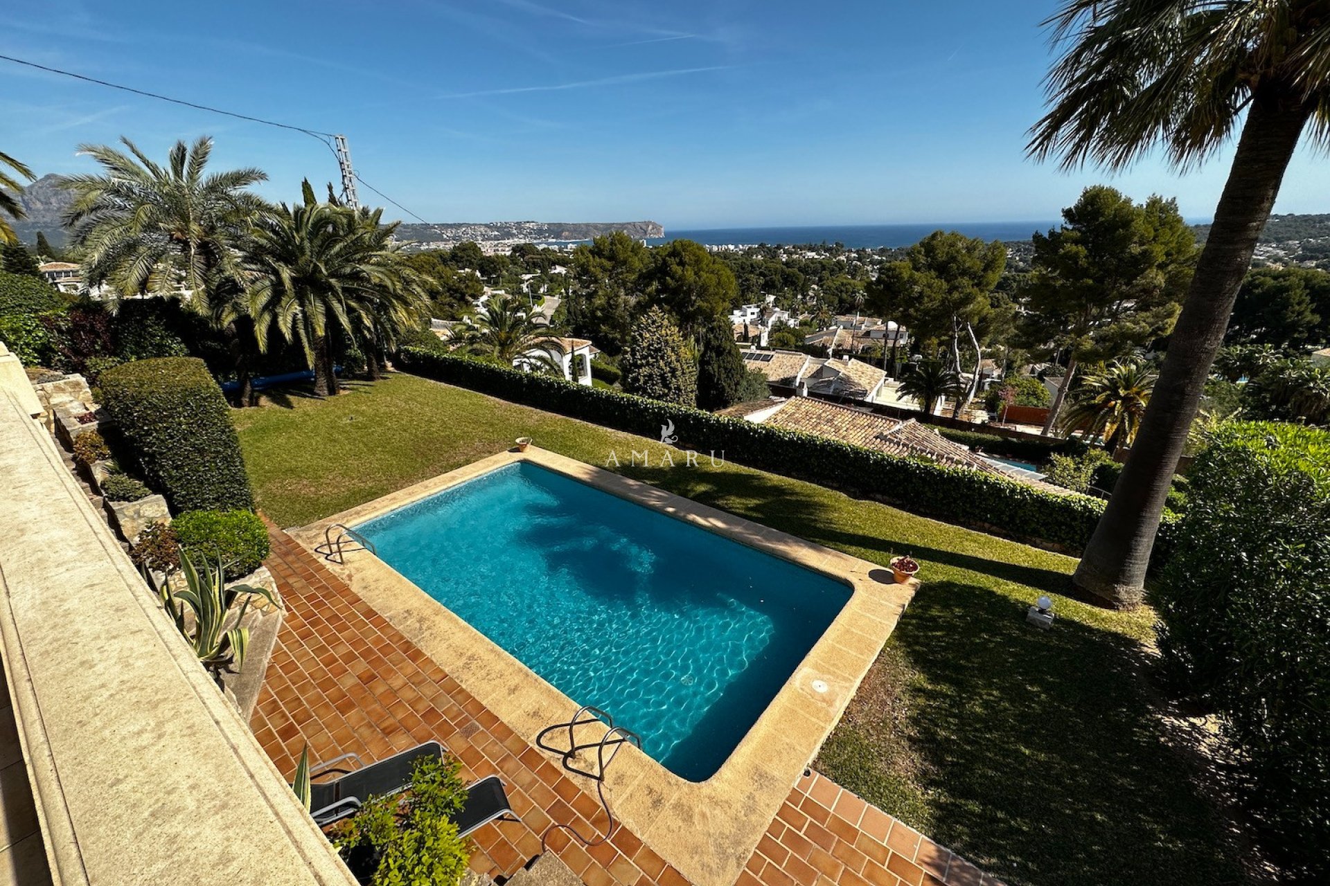 Resale - Villa -
Jávea - Pinosol