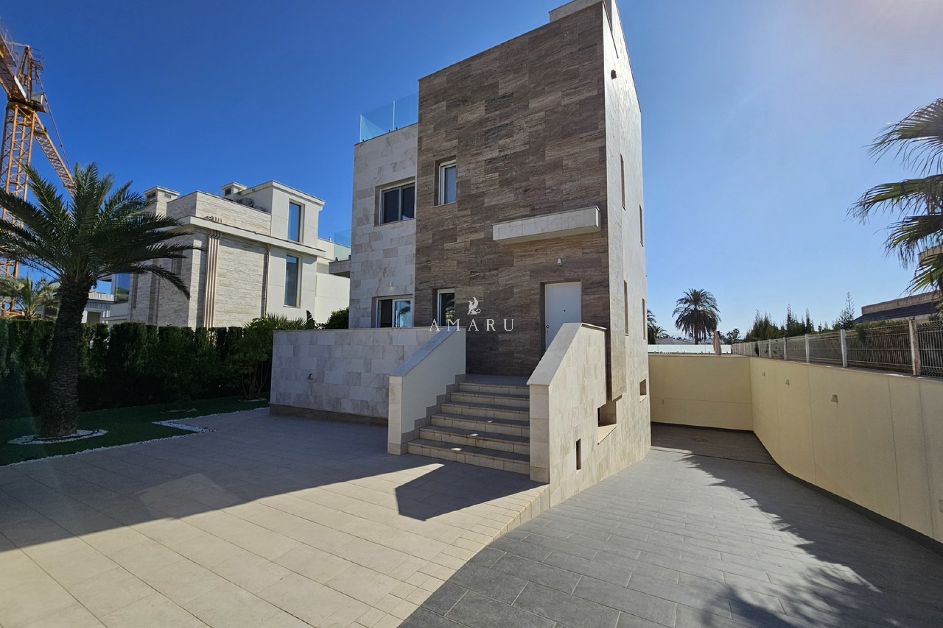 Resale - Villa -
La Zenia