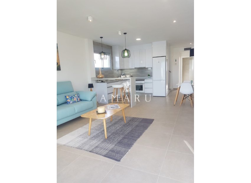 Resale - Villa -
Los Alcazares