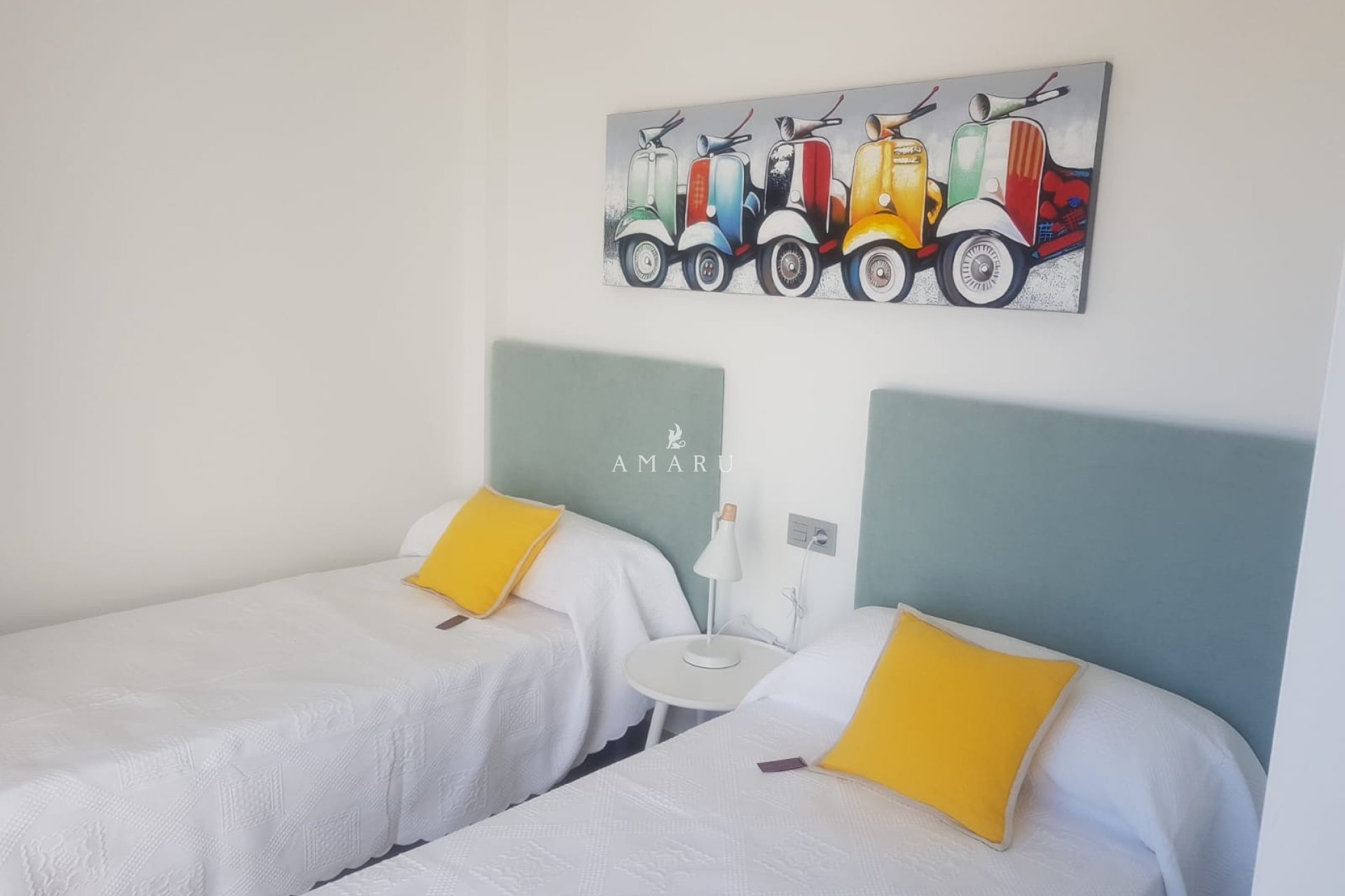 Resale - Villa -
Los Alcazares