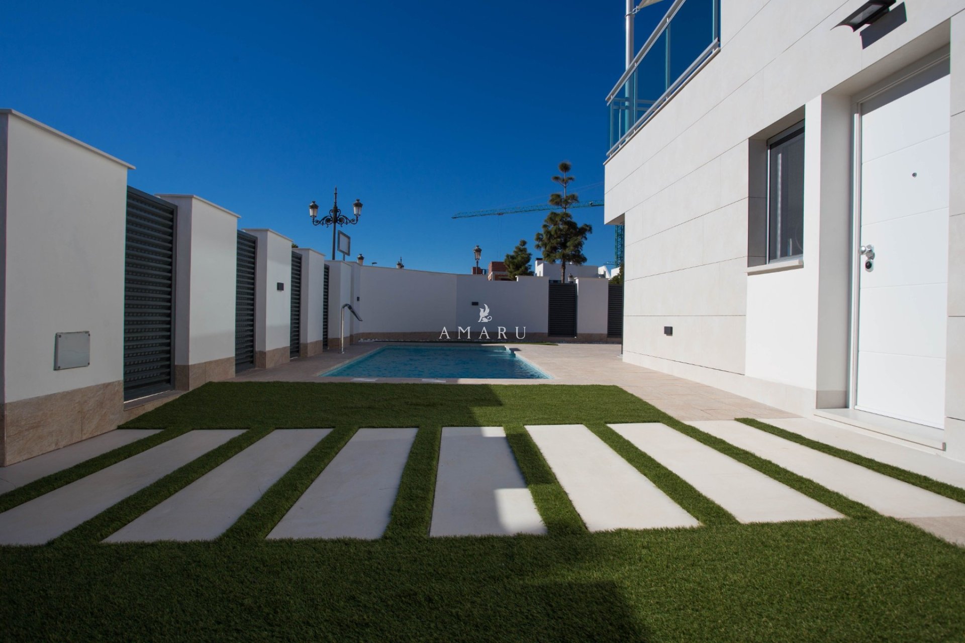 Resale - Villa -
Los Alcazares