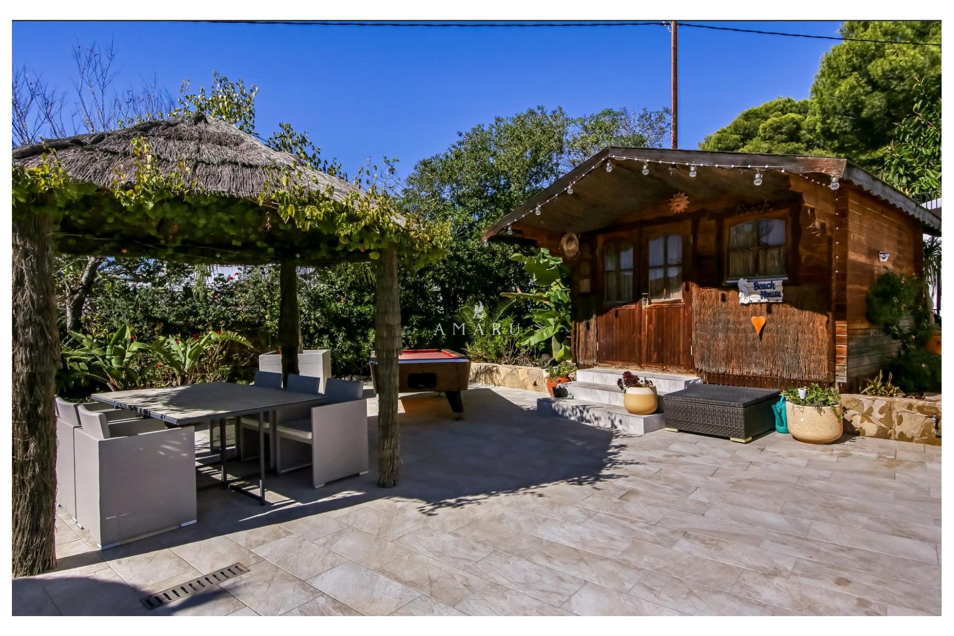 Resale - Villa -
Moraira