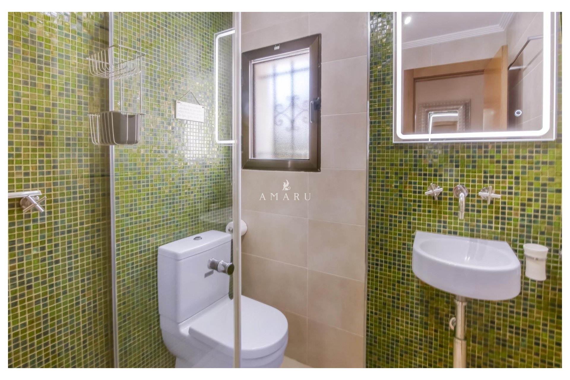 Resale - Villa -
Moraira