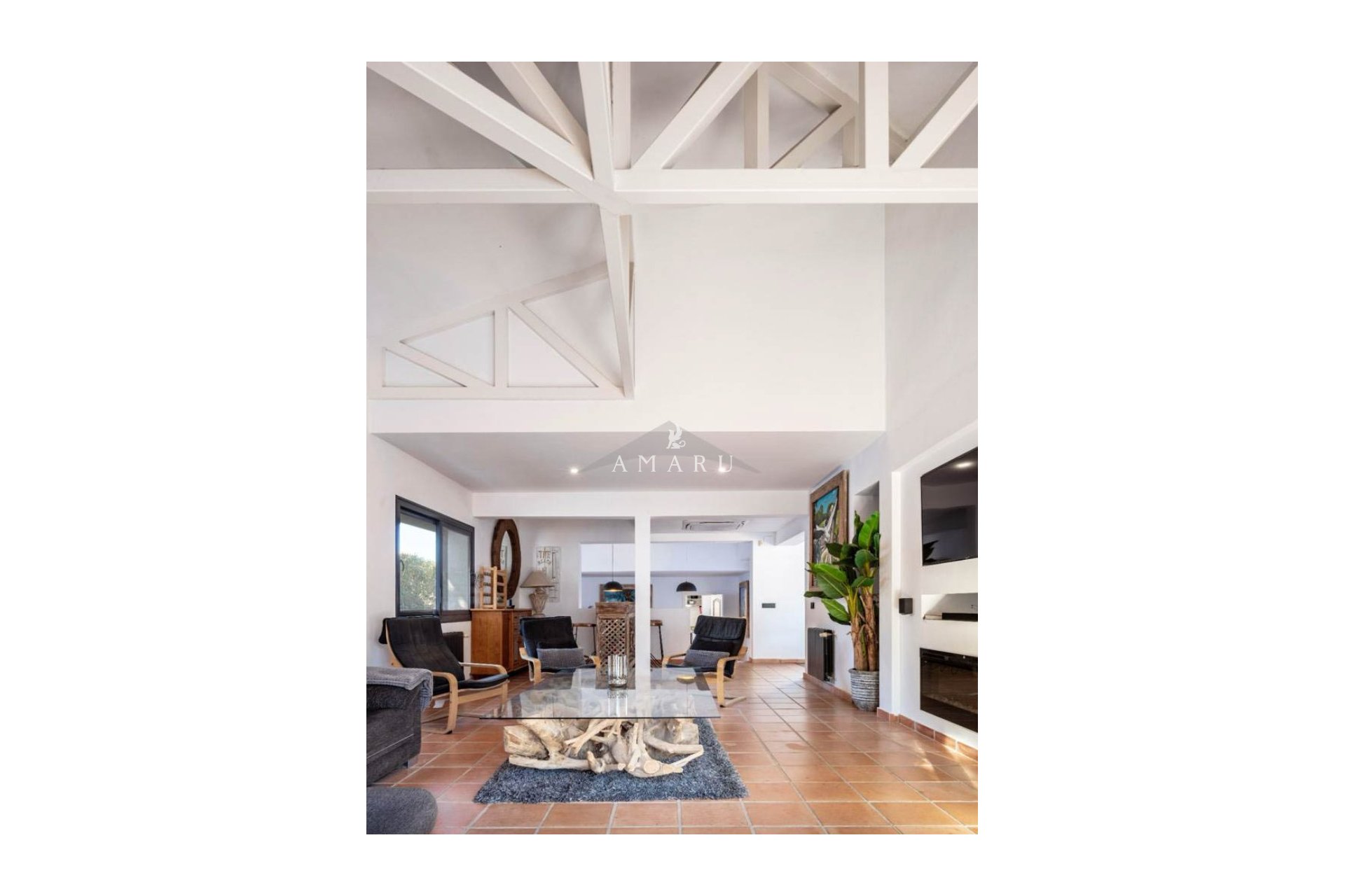 Resale - Villa -
Moraira