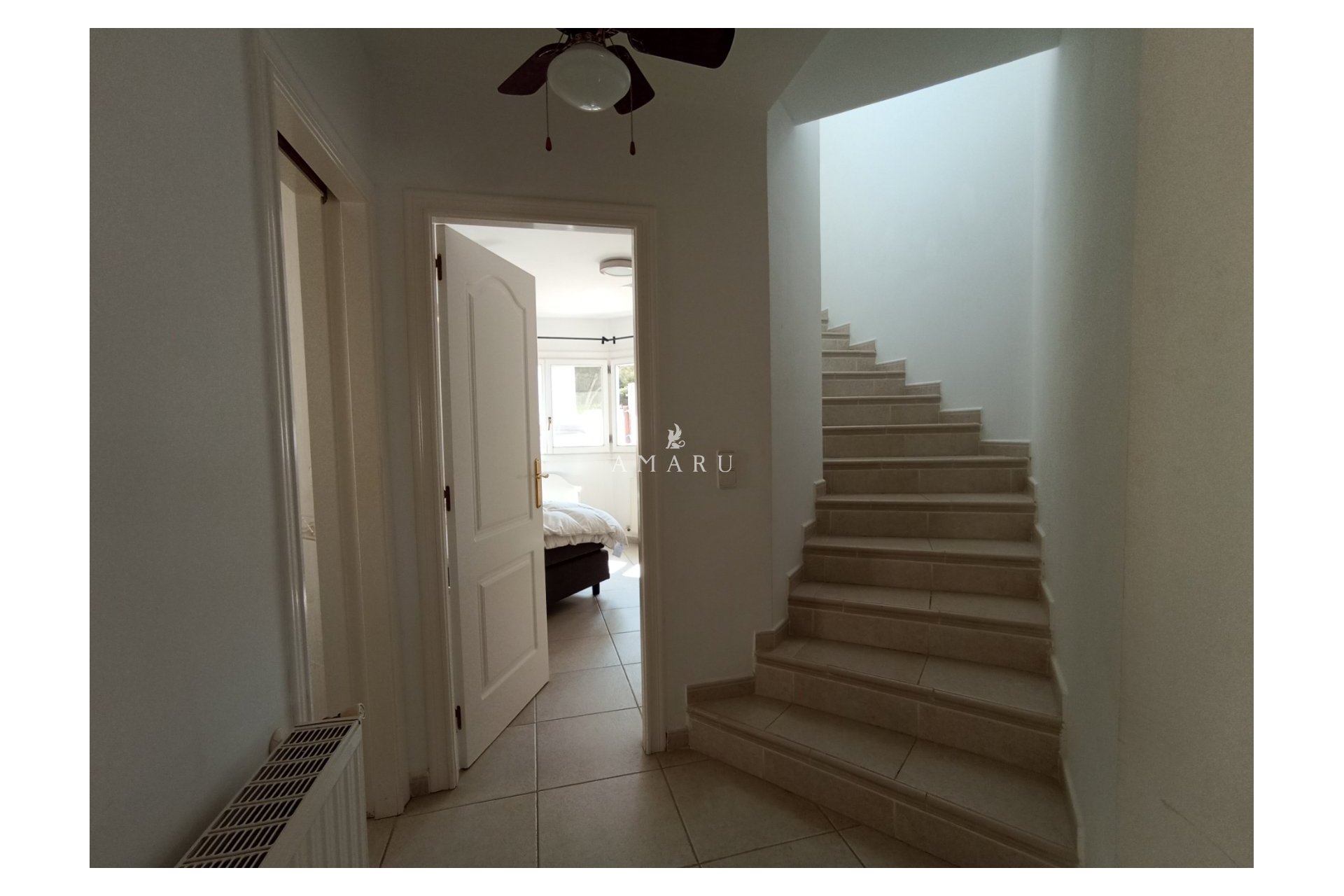 Resale - Villa -
Moraira