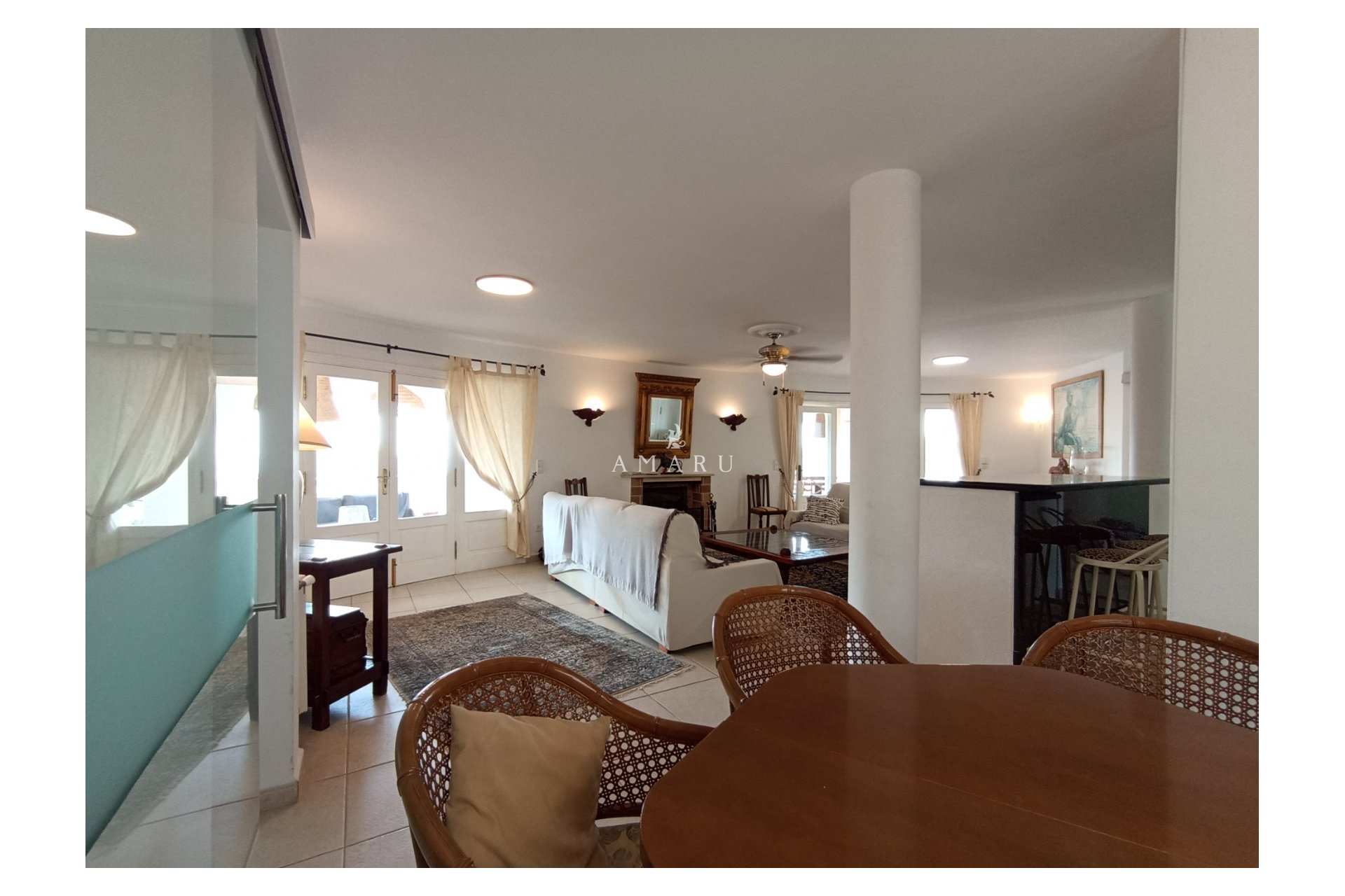 Resale - Villa -
Moraira