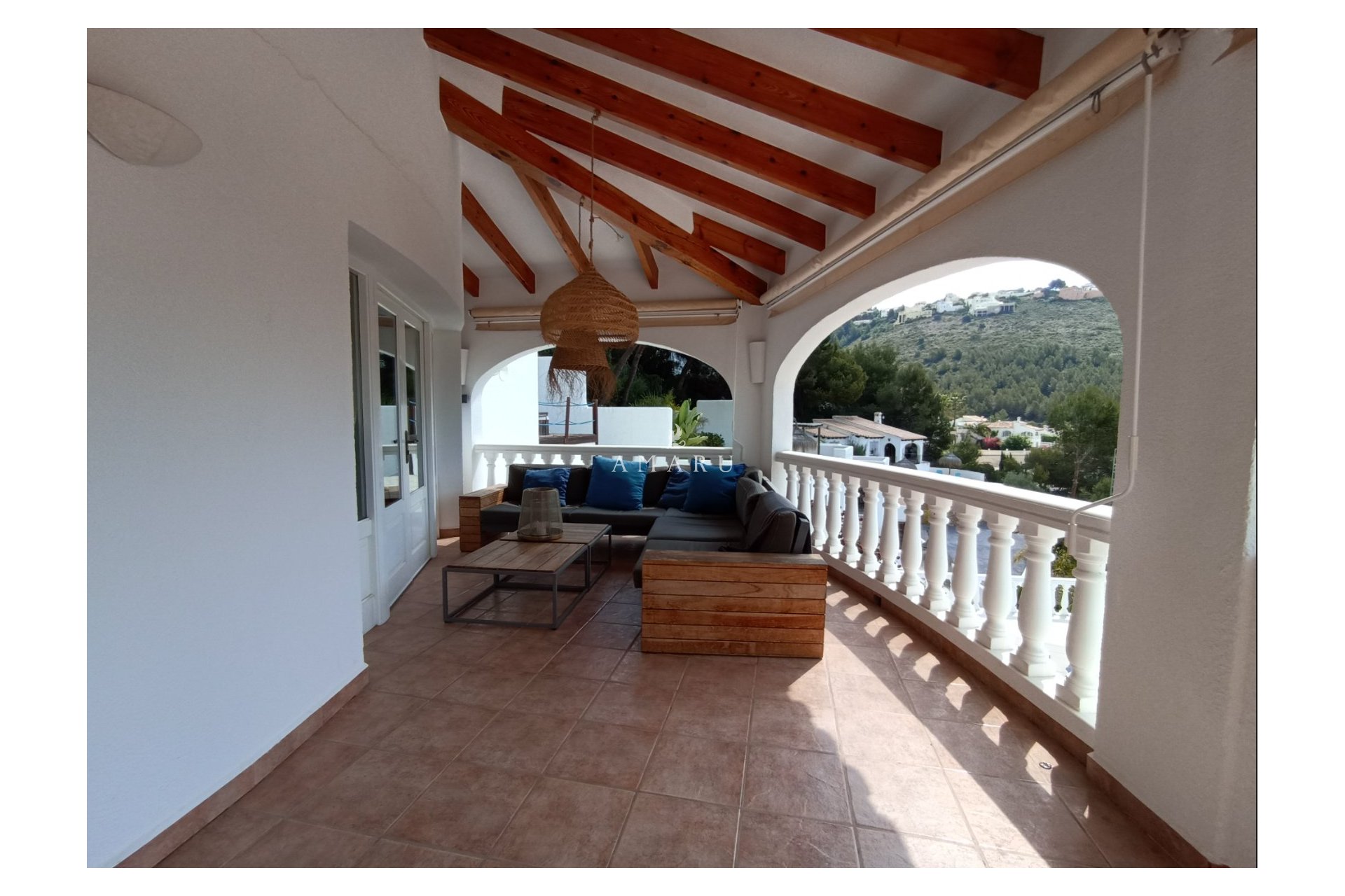 Resale - Villa -
Moraira