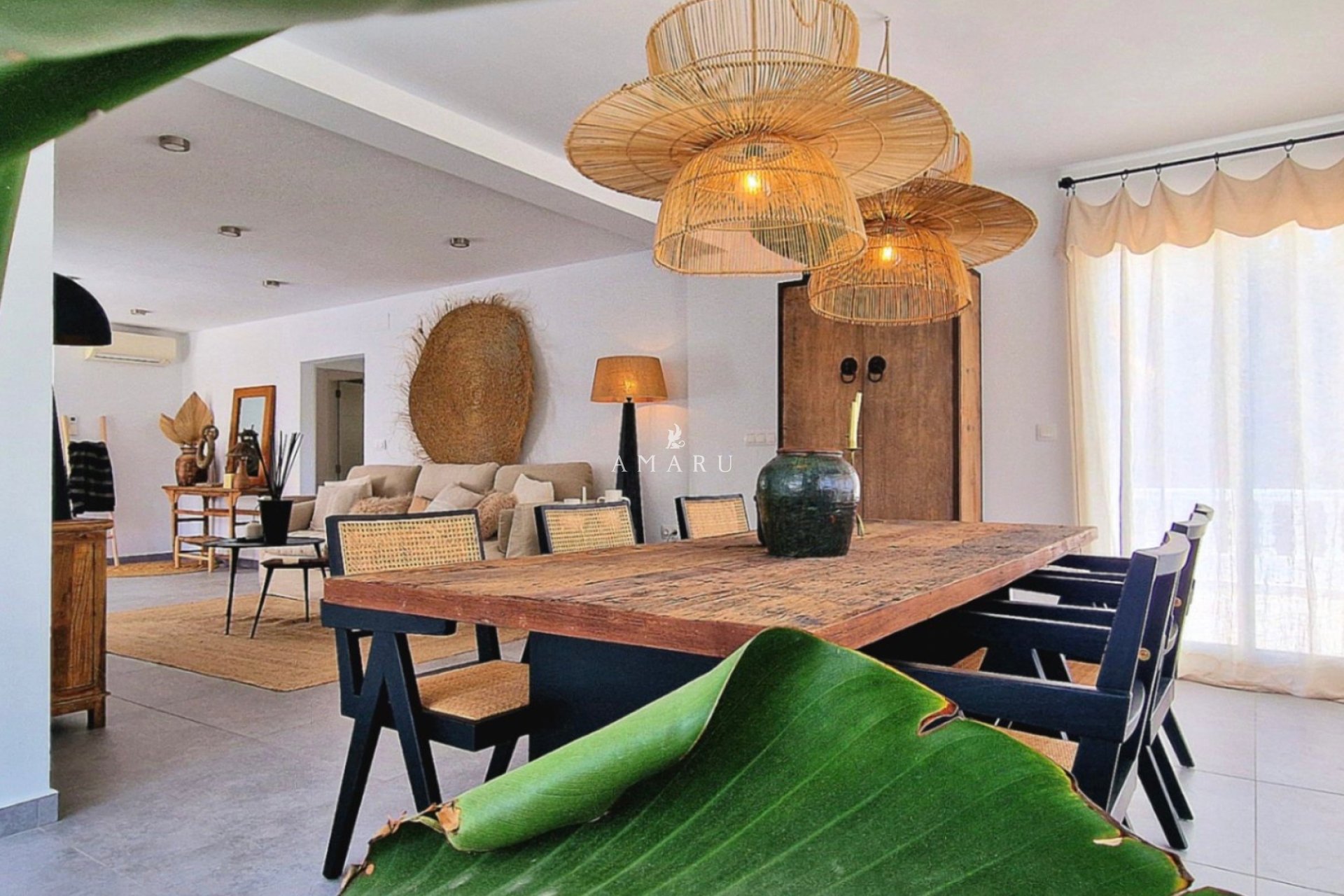 Resale - Villa -
Moraira