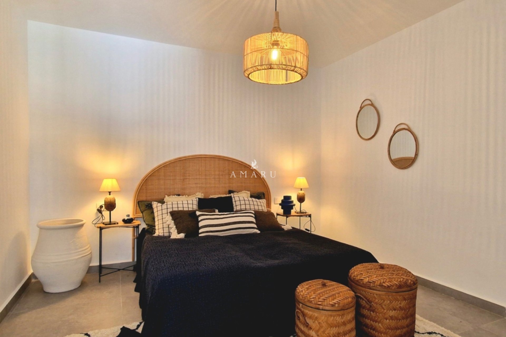 Resale - Villa -
Moraira