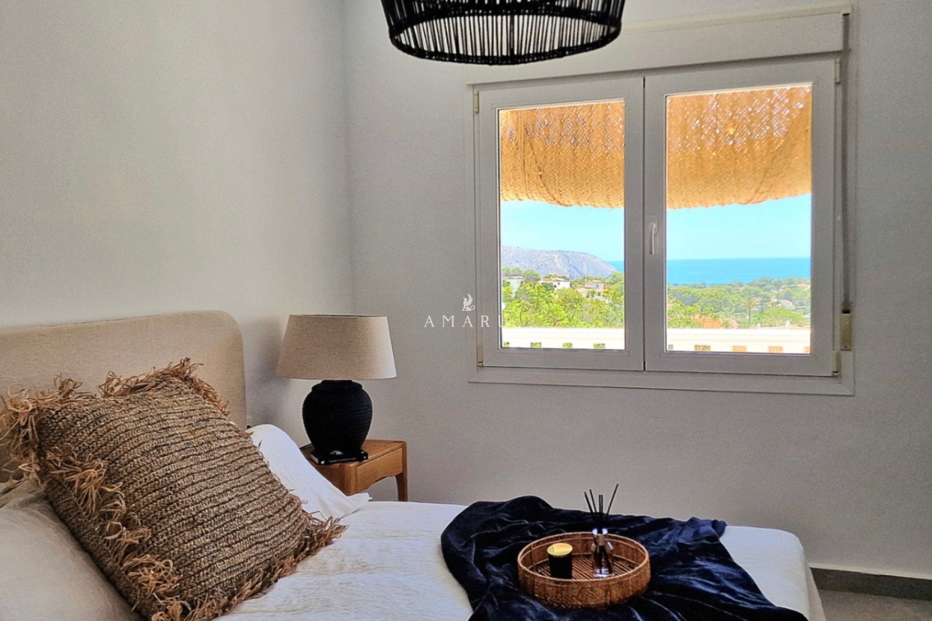 Resale - Villa -
Moraira