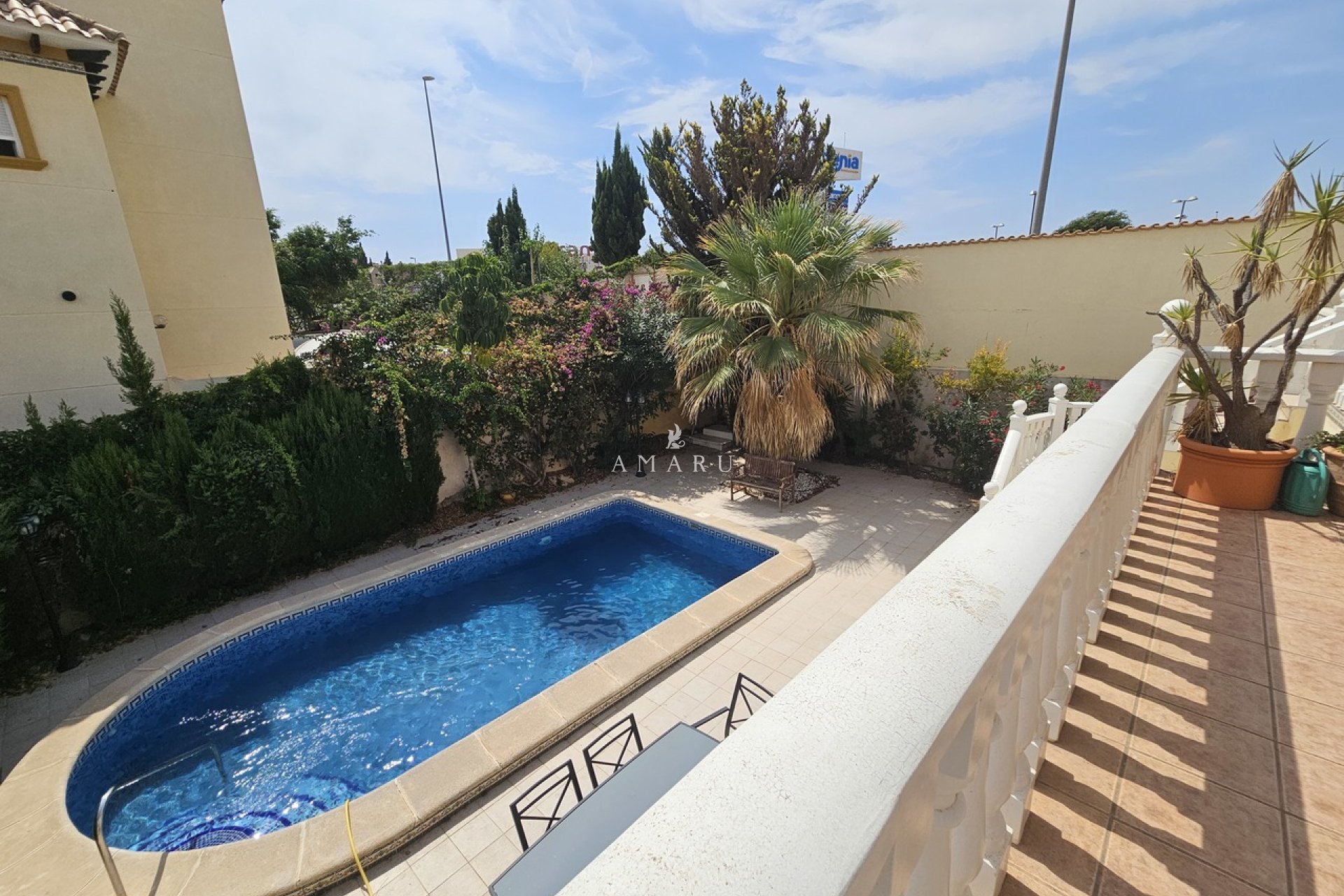 Resale - Villa -
Playa Flamenca