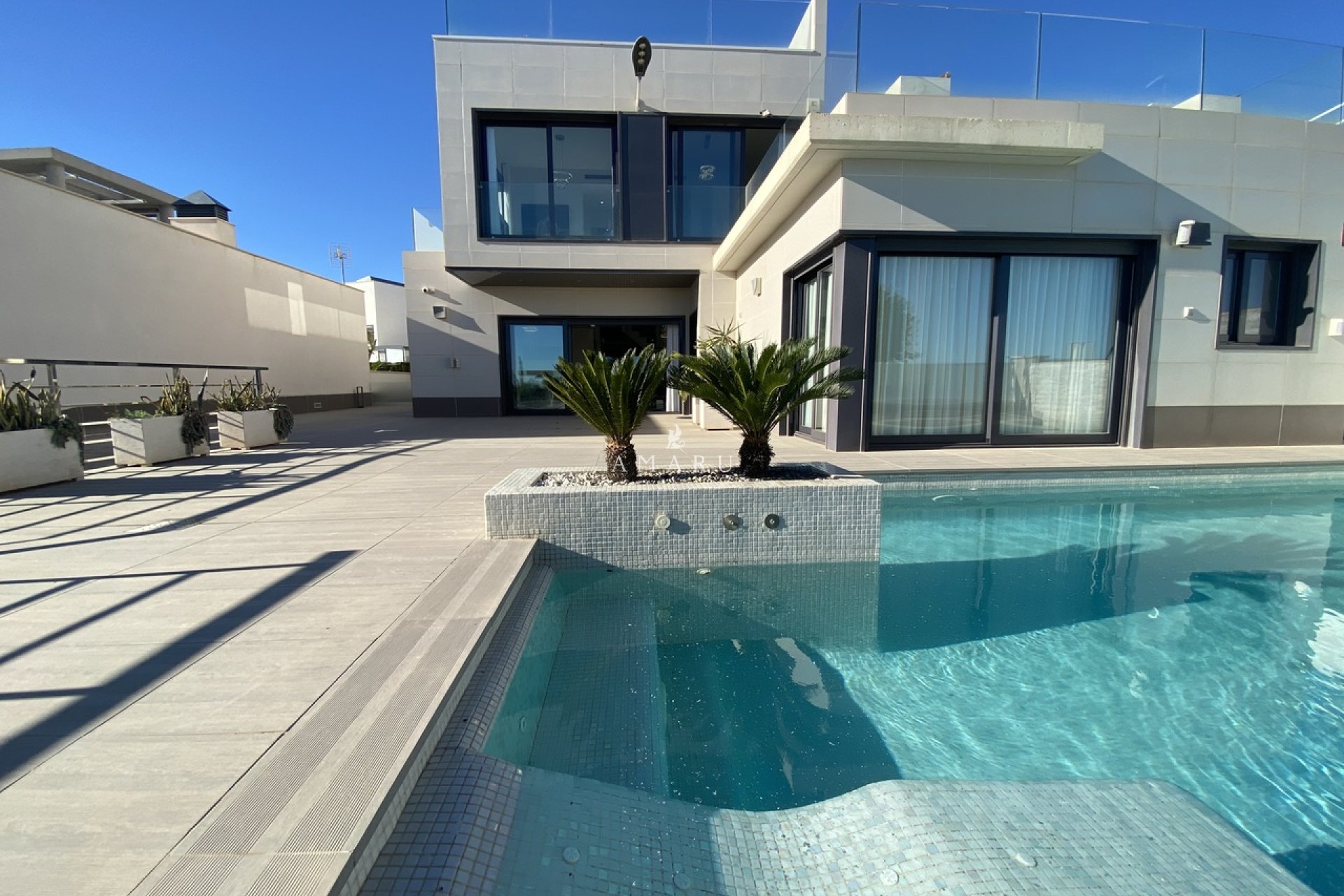 Resale - Villa -
San Miguel de Salinas