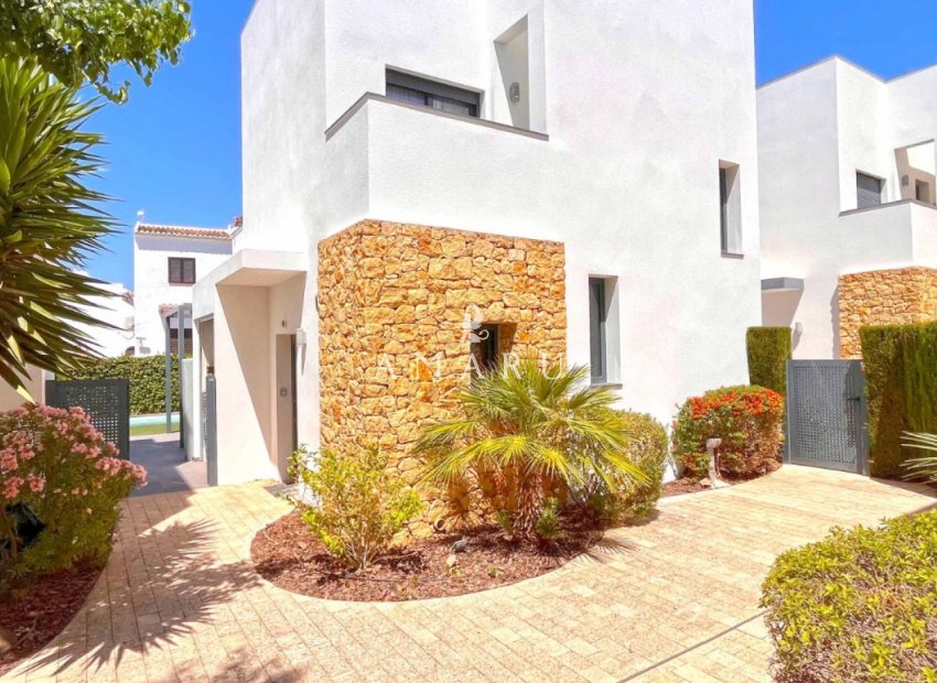 Revente - Detached Villa -
Ciudad Quesada