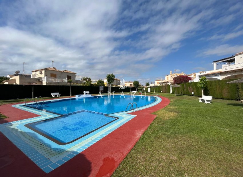 Revente - Maison de ville -
Playa Flamenca