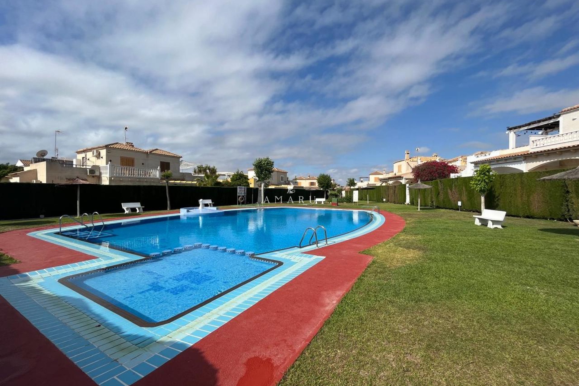 Revente - Maison de ville -
Playa Flamenca