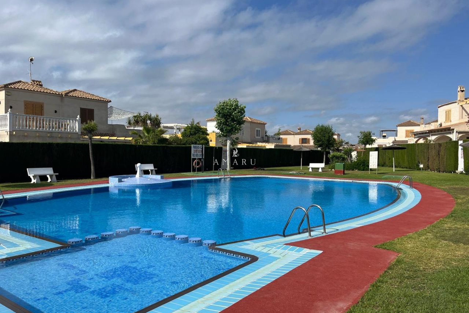 Revente - Maison de ville -
Playa Flamenca