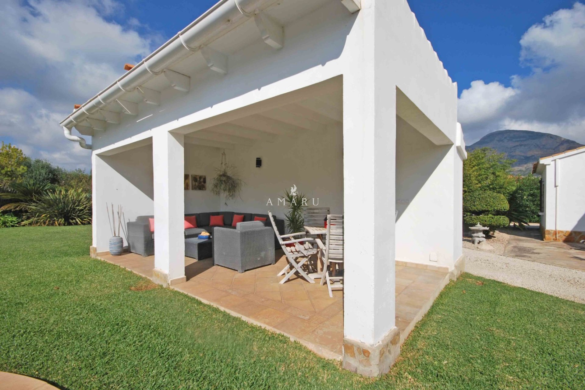 Revente - Villa -
Jávea - Montgó