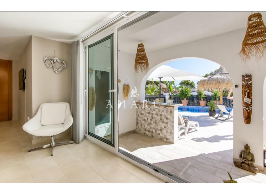 Revente - Villa -
Moraira
