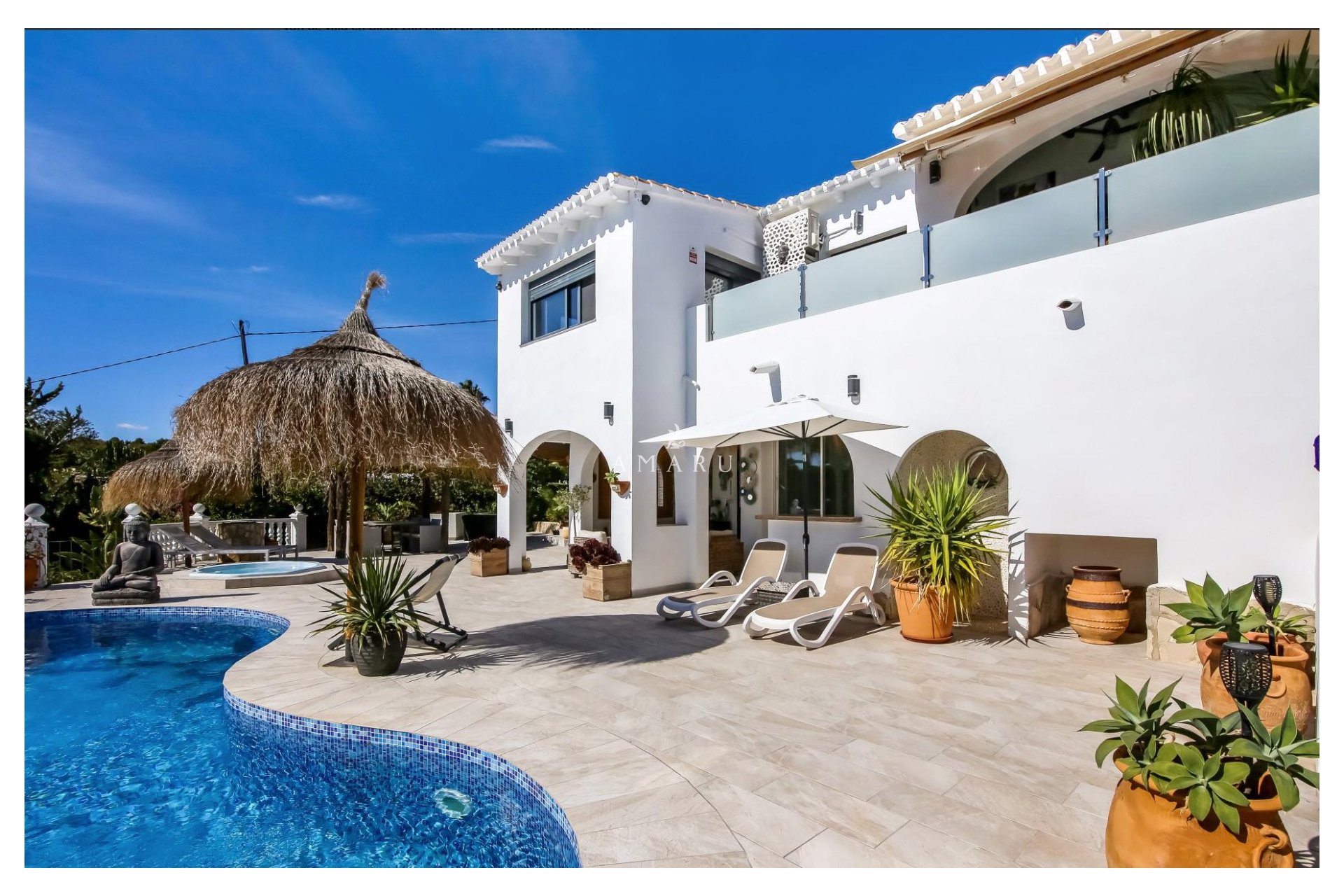 Revente - Villa -
Moraira