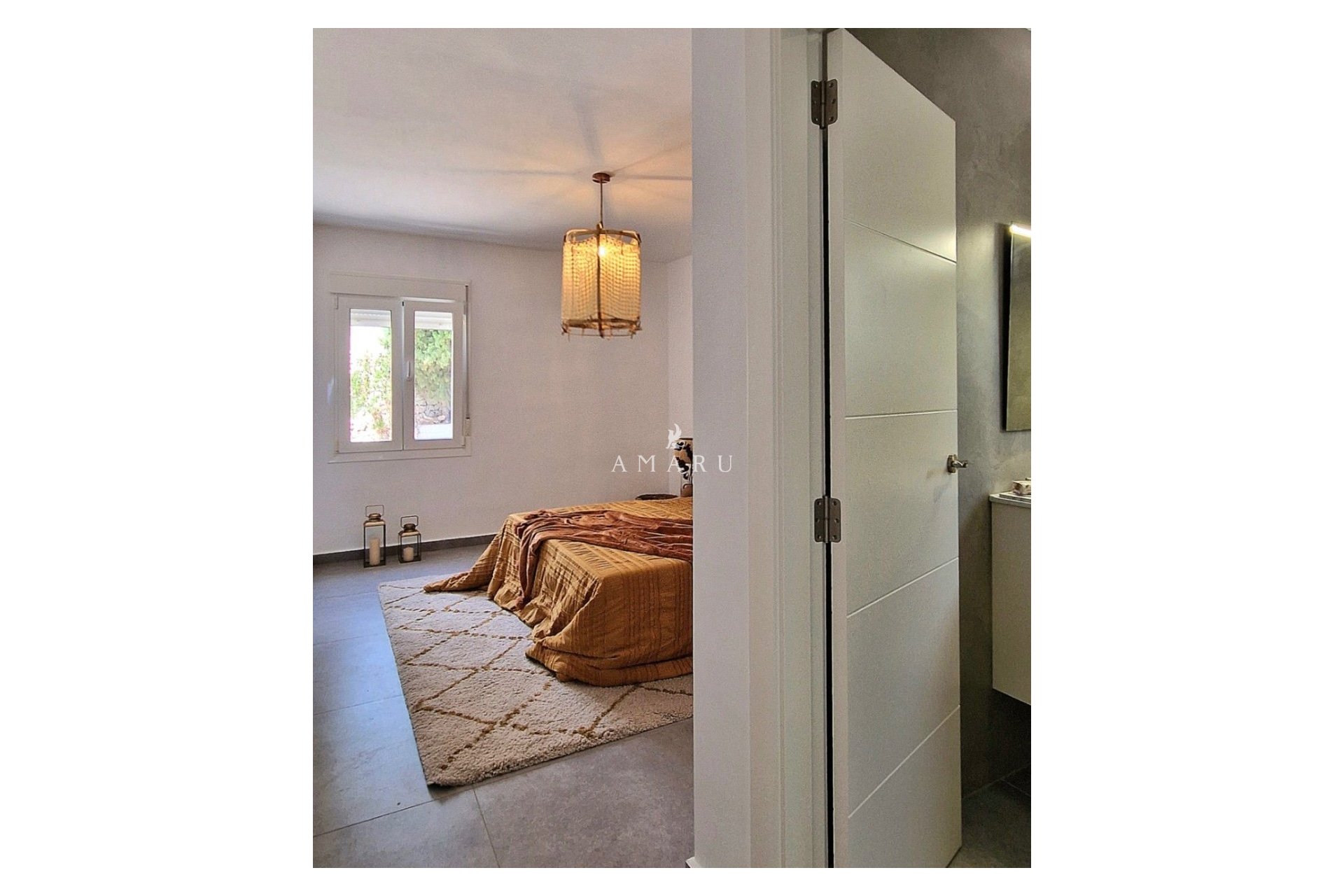 Revente - Villa -
Moraira