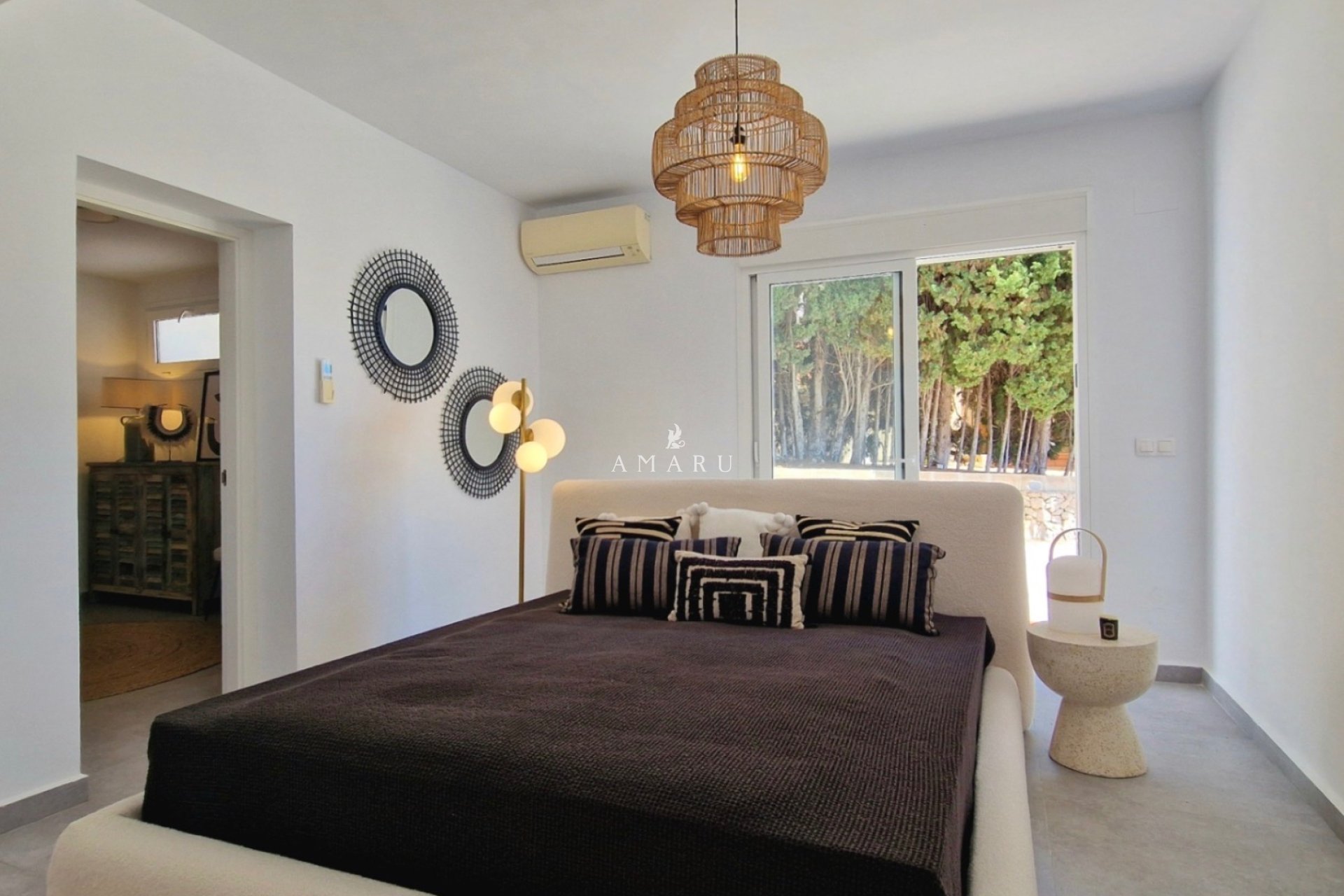 Revente - Villa -
Moraira