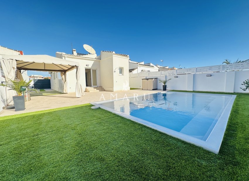 Revente - Villa -
Torrevieja