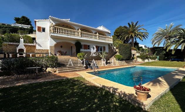 Villa - Herverkoop -
            Jávea - MM-92099