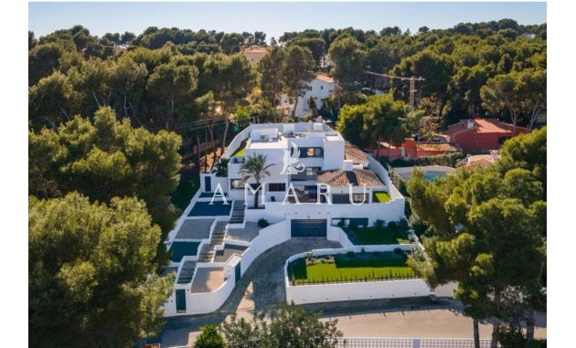 Villa - Herverkoop -
            Moraira - AH021