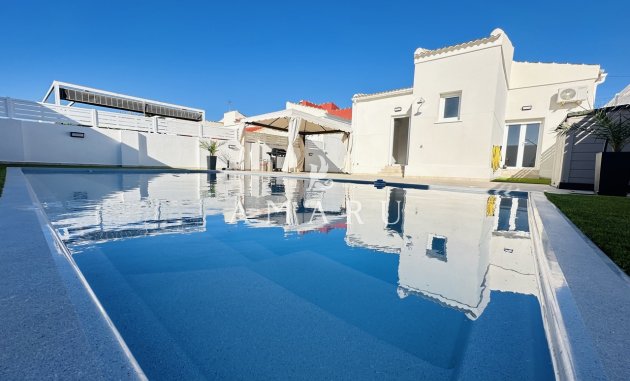 Villa - Herverkoop - Torrevieja - Torrevieja