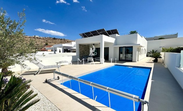 Villa - New Build - Benijofar - Pueblo