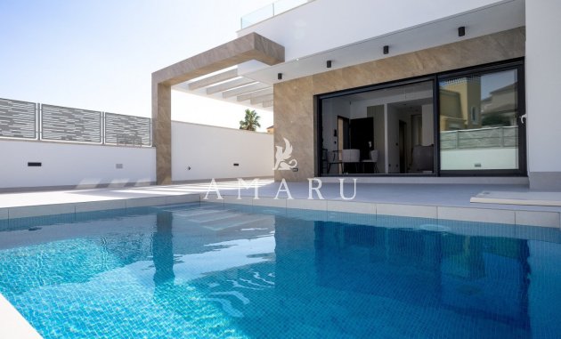 Villa - Nieuwbouw Woningen -
            San Miguel de Salinas - RSG-67726