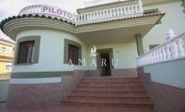 Villa - Nieuwbouw Woningen -
            Torrevieja - RSG-83434