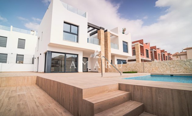 Villa - Nouvelle construction -
            Orihuela Costa - RSG-24557