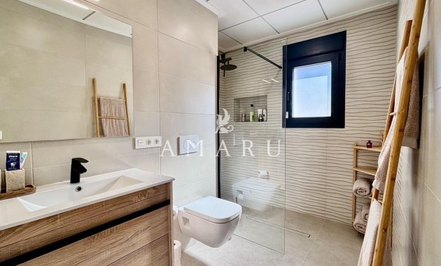 Nieuwbouw Woningen - Villa -
Rafal - polideportivo