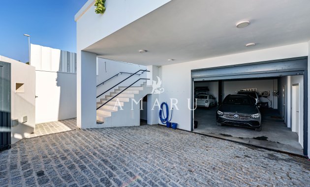 Nieuwbouw Woningen - Villa -
Benalmádena