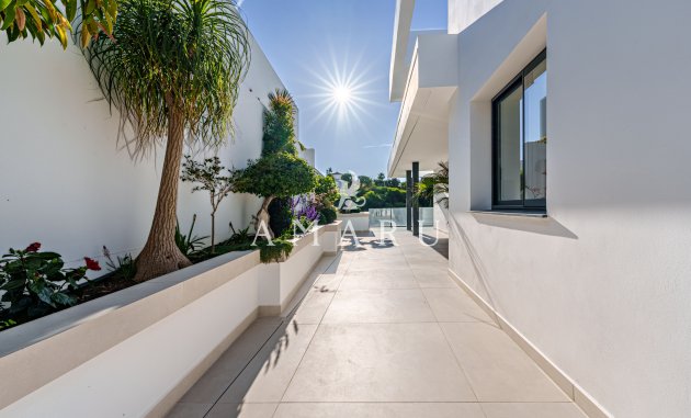 Nieuwbouw Woningen - Villa -
Benalmádena