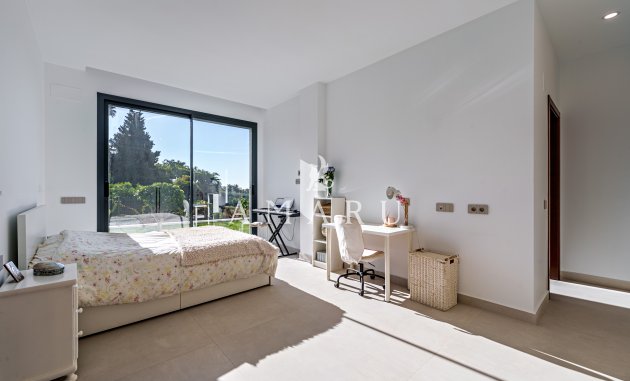 Nieuwbouw Woningen - Villa -
Benalmádena
