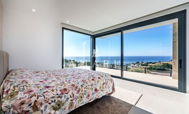 Nieuwbouw Woningen - Villa -
Benalmádena