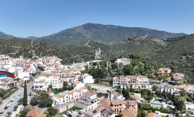 New Build - Apartment -
Benahavís