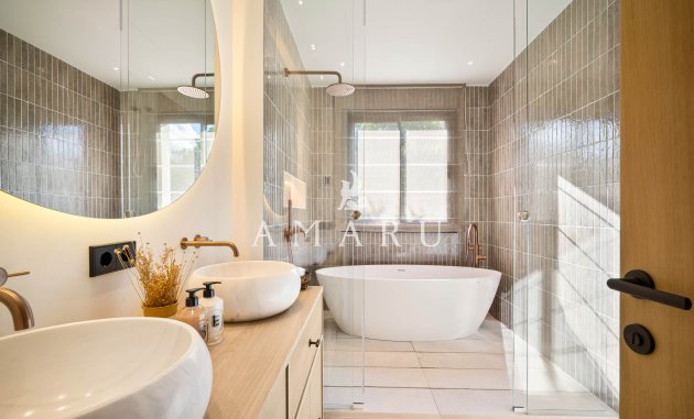 Nieuwbouw Woningen - Villa -
Marbella