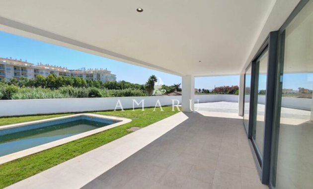 Nieuwbouw Woningen - Villa -
Manilva