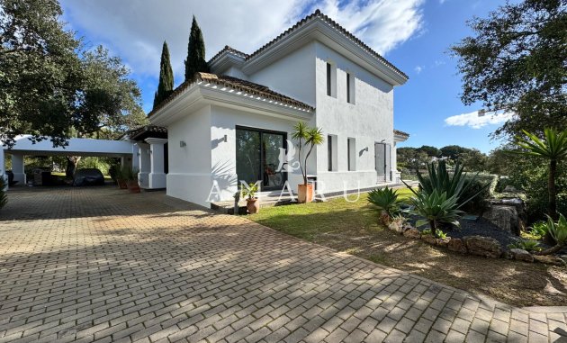 Nieuwbouw Woningen - Villa -
San Roque