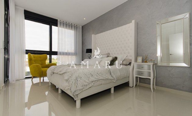 Nieuwbouw Woningen - Villa -
Orihuela Costa - Campoamor