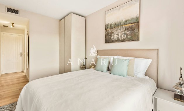 Nouvelle construction - Apartment -
Benahavís