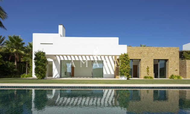 Nouvelle construction - Villa -
Casares