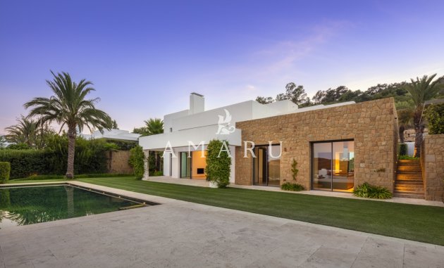 Nouvelle construction - Villa -
Casares